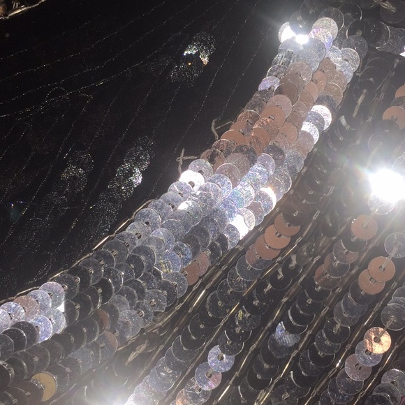 Sequins sleeveless top in silver and pink - Picture 5 of 5